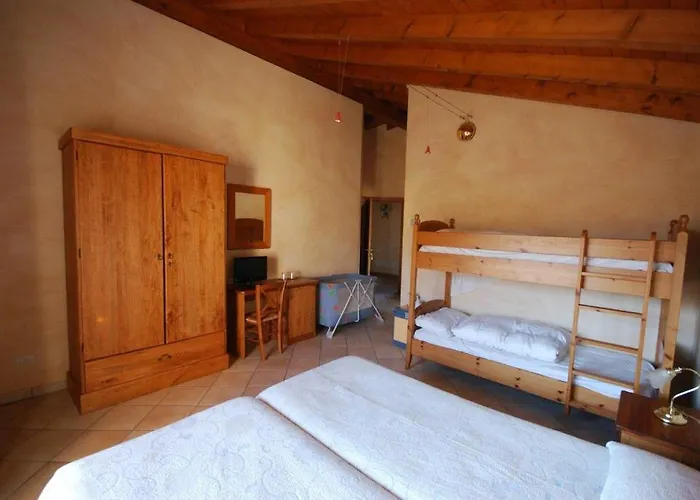 Hotel Garni Viggiona 3*